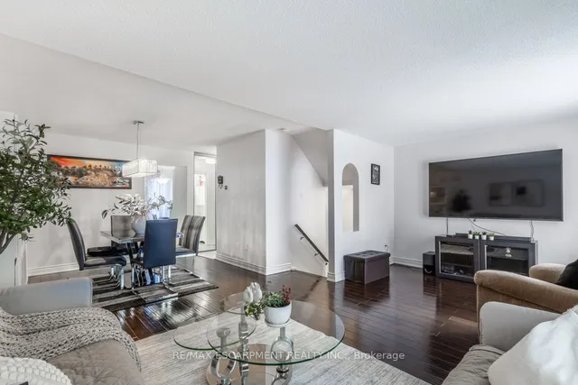 Additional image 12 of 83 Robert Hicks Dr