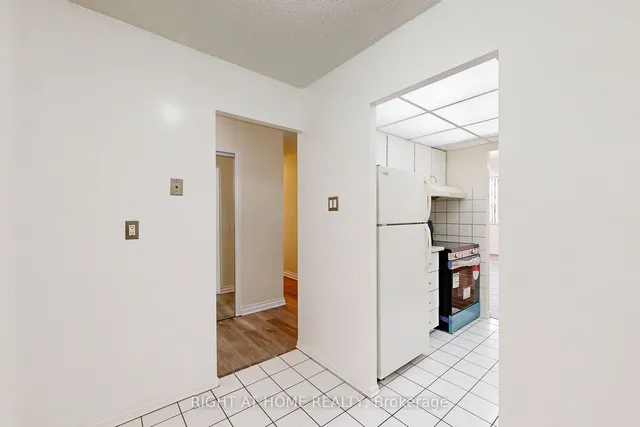 Additional image 14 of 4 Lisa St Unit 712