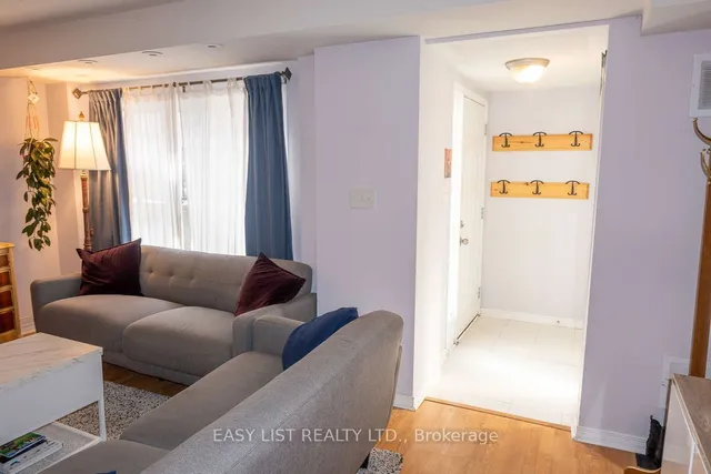 Additional image 4 of 33 Florence Wyle Lane