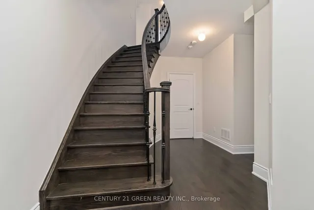 Additional image 17 of 13 Foothills Cres