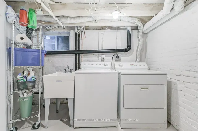 Additional image 33 of 96 Pinewood Ave