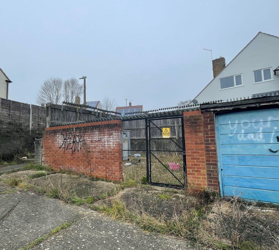 Additional image 4 of Garage Site Between 69 & 71 Greenway, Billericay, Essex, CM11 2JP