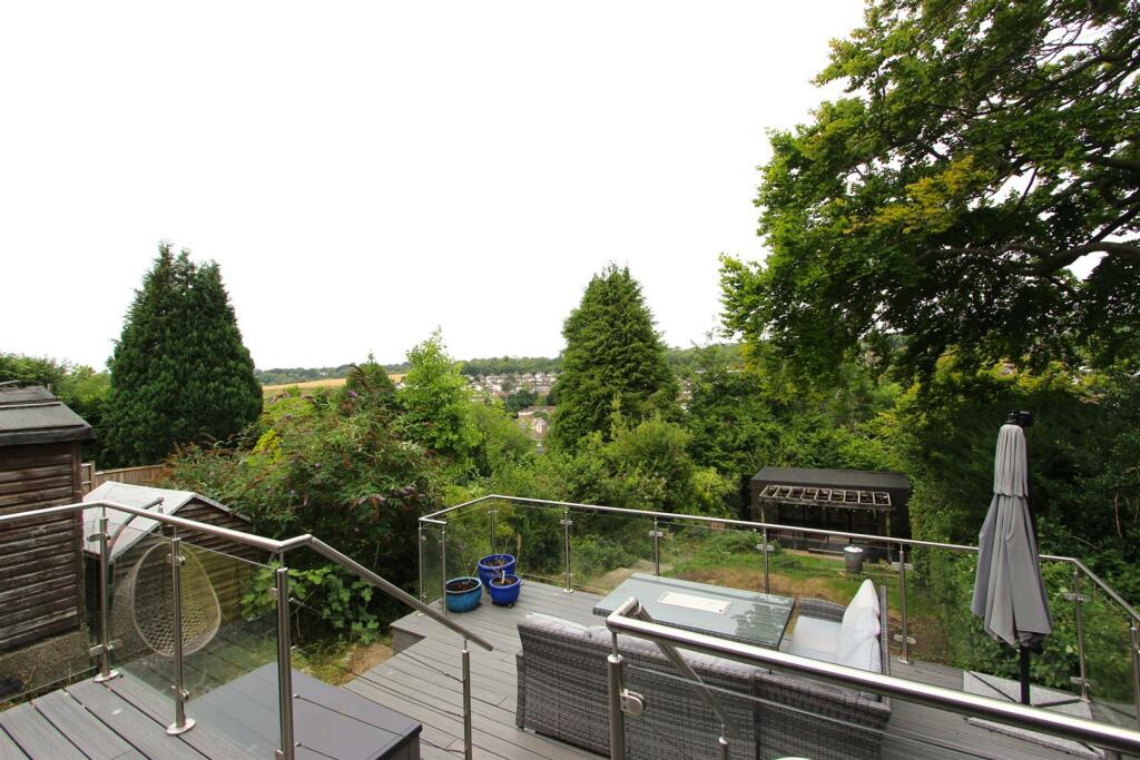 Additional image 17 of Woodlands Grove, Coulsdon