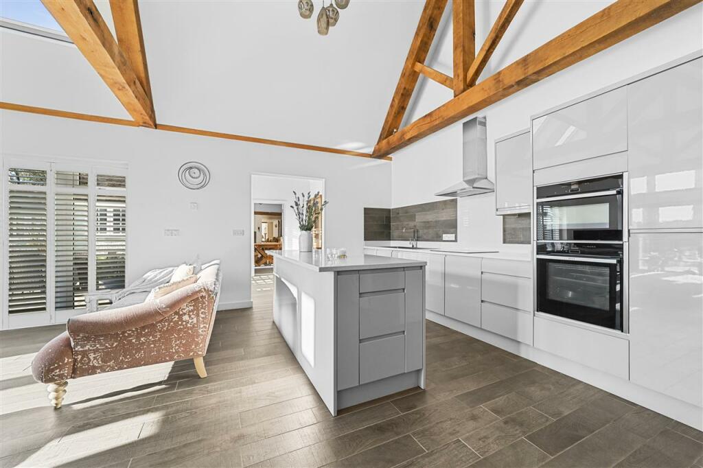 Additional image 8 of Holly Tree Cottage, Great Holland