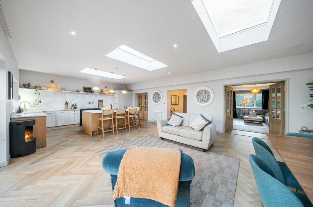 Additional image 5 of Oaklands Park, Bishop's Stortford, Hertfordshire, CM23