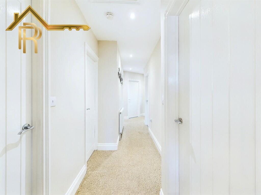 Additional image 20 of Thorndon Avenue, Brentwood, Essex, CM13