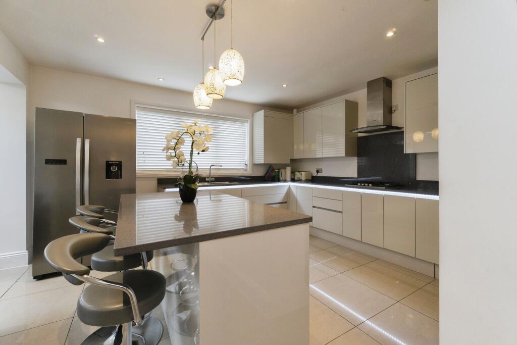 Additional image 18 of Placehouse Lane, Coulsdon, CR5