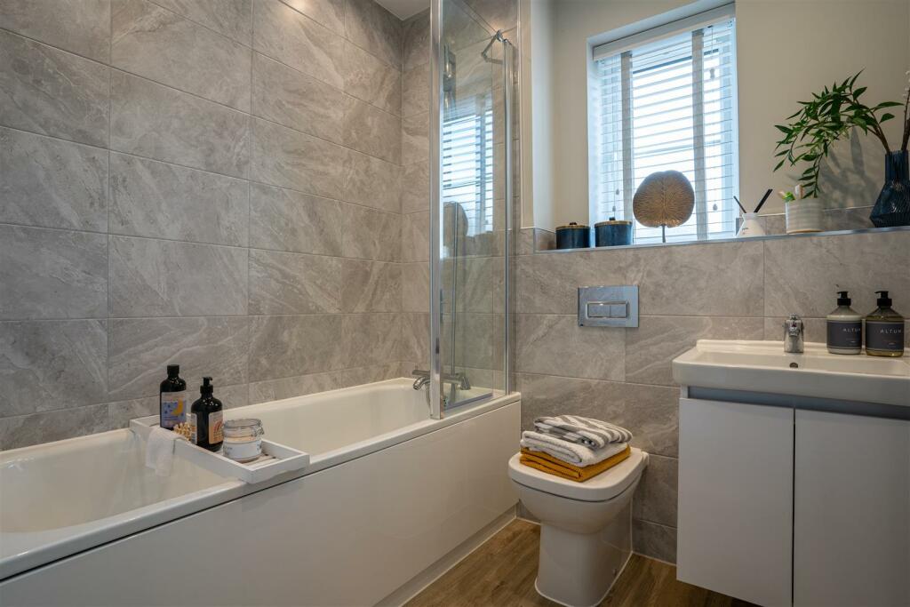 Additional image 7 of Plot 42, Ufford Chase