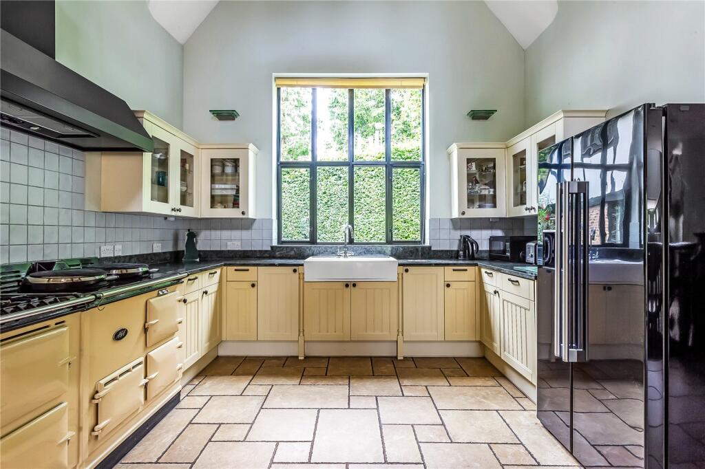 Additional image 7 of Park View Road, Woldingham, Surrey, CR3