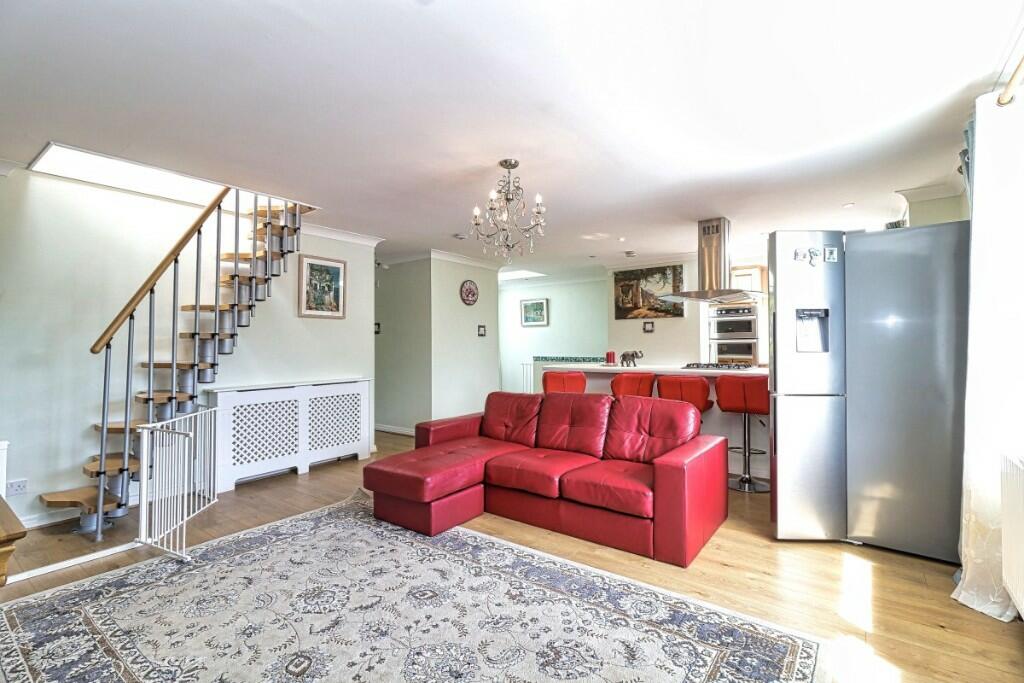 Additional image 8 of Broadoaks Crescent, Braintree, Essex, CM7