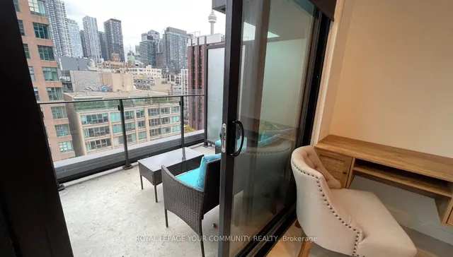 Additional image 9 of 505 Richmond St Unit 722