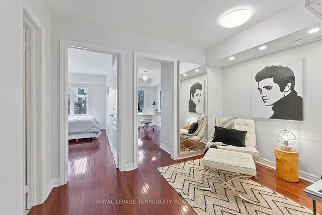 Additional image 21 of 60 Carr St Unit 11