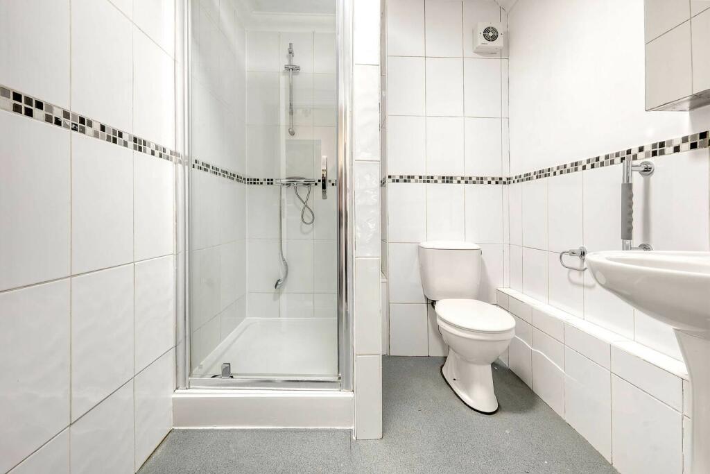 Additional image 12 of Station Lane, Ingatestone, CM4