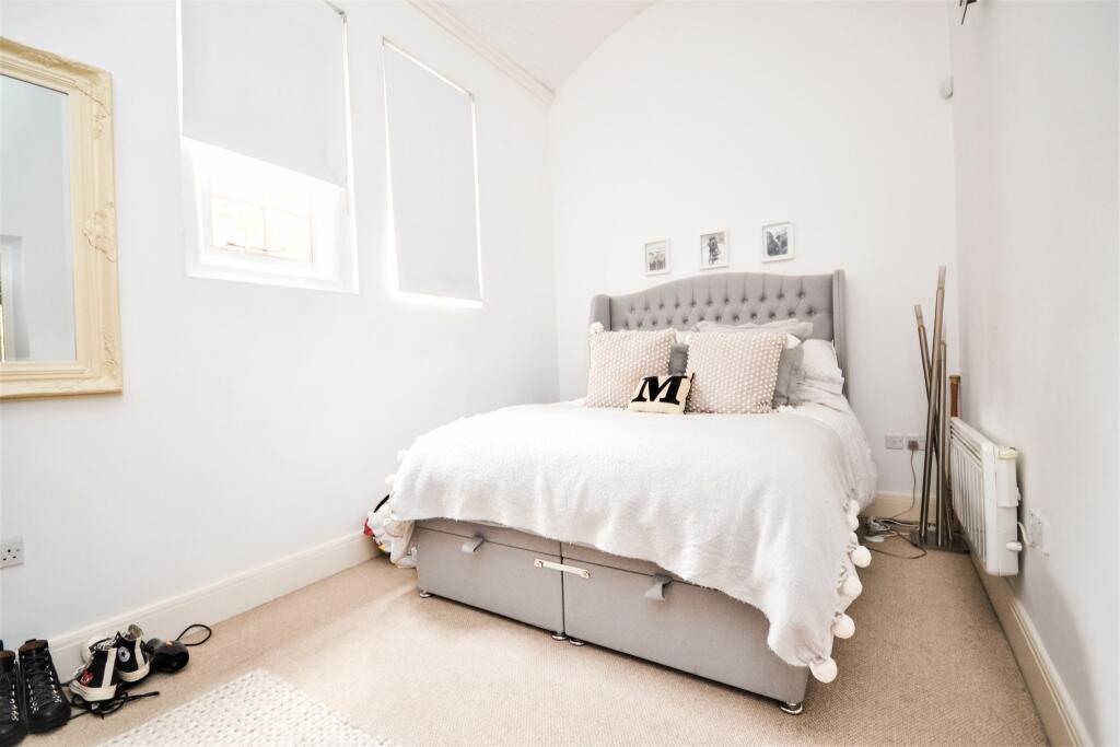 Additional image 7 of Tudor Court, The Galleries, Brentwood