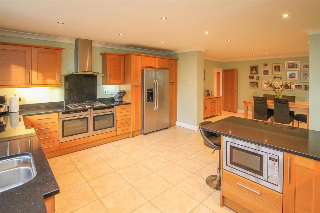 Additional image 8 of Harpers Lane, Doddinghurst, Brentwood