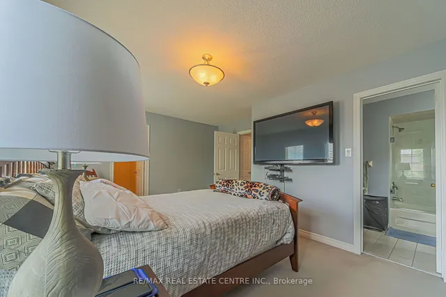 Additional image 29 of 92 Oaklea Blvd