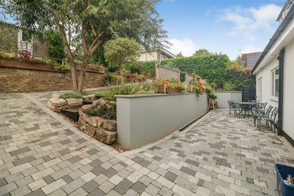 Additional image 26 of Hamlet Hill, Roydon, Harlow