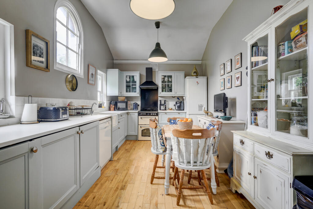 Additional image 34 of Ongar Road, Kelvedon Hatch, CM15