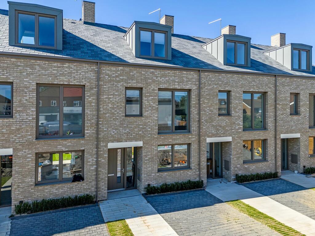 Additional image 30 of Bramlings, Epping