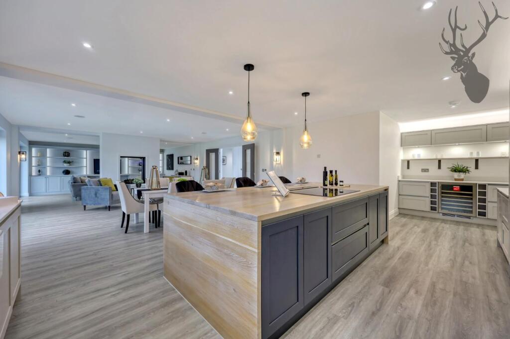 Additional image 5 of Lessington Barn, Theydon Mount