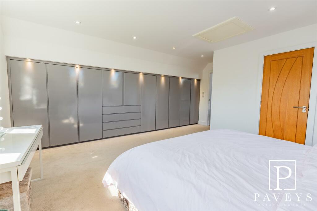 Additional image 14 of White Lodge Crescent, Thorpe-Le-Soken