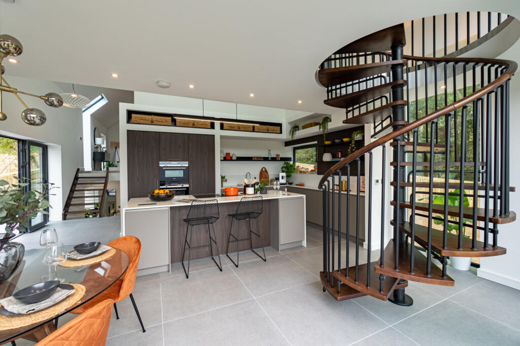 Additional image 3 of Mill View, Bromley Road, CO4