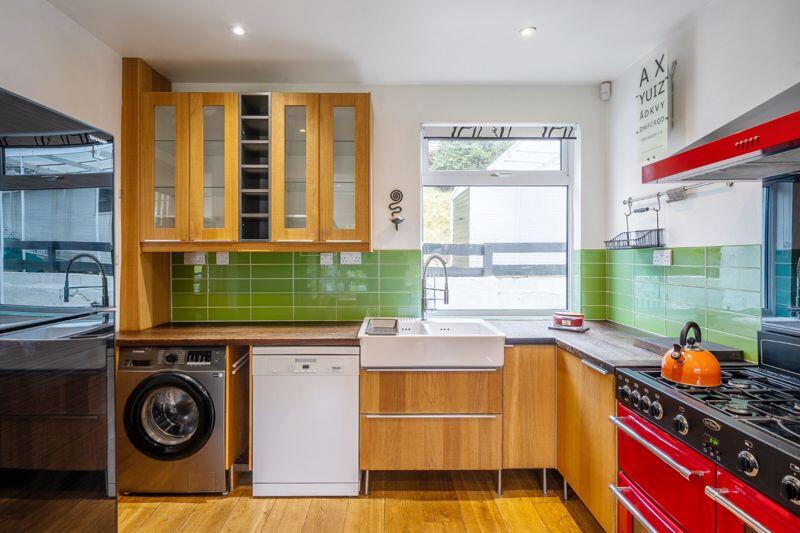 Additional image 17 of Caterham Drive, Coulsdon