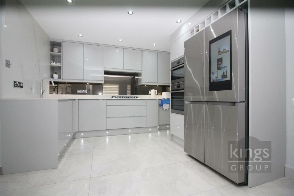 Additional image 6 of Monksbury, Harlow