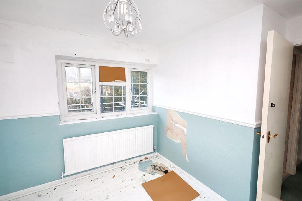 Additional image 7 of 10 Saxon Close, Brentwood, CM13 2EU