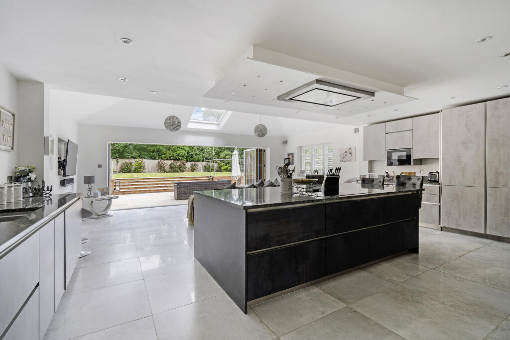 Additional image 6 of Pine Coombe, Croydon, CR0