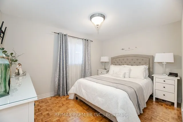 Additional image 23 of 14 Capstan Crt