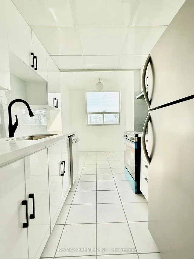 Additional image 4 of 3 Lisa St Unit 312