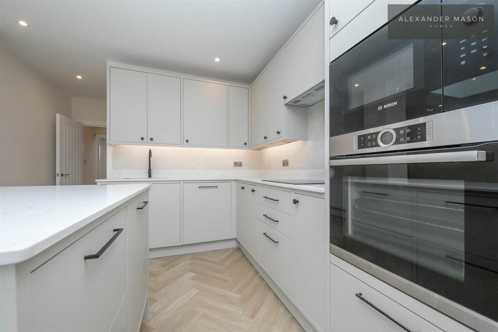 Additional image 4 of Ashlyns Road, Frinton-On-Sea