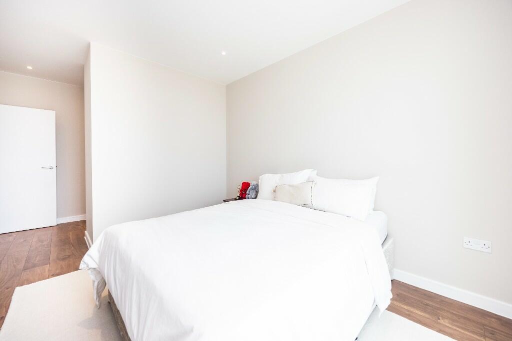 Additional image 10 of Saffron Central Square, Croydon, CR0