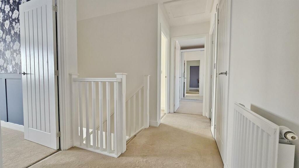 Additional image 13 of Skippers Way, Walton On The Naze