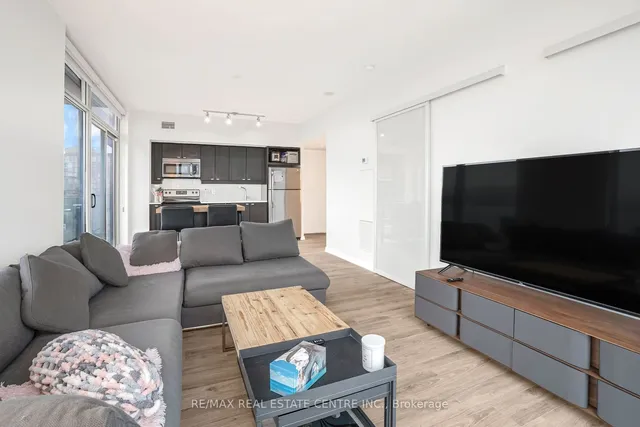 Additional image 11 of 105 The Queensway Ave Unit 303