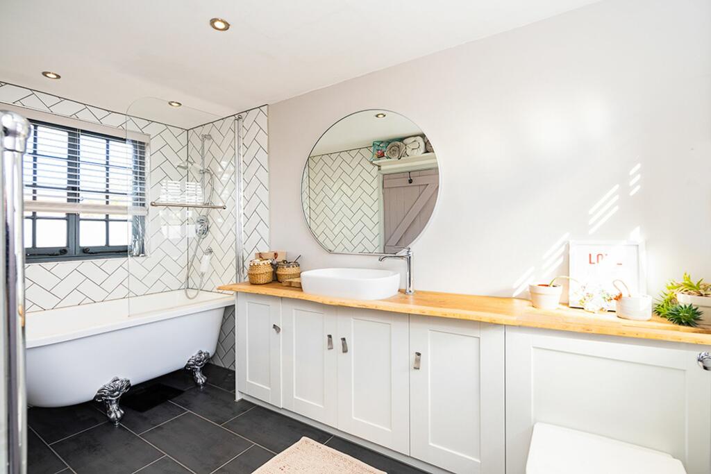 Additional image 13 of High Street, Stock, CM4