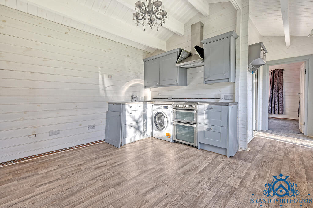 Additional image 22 of Blind Lane, CM2