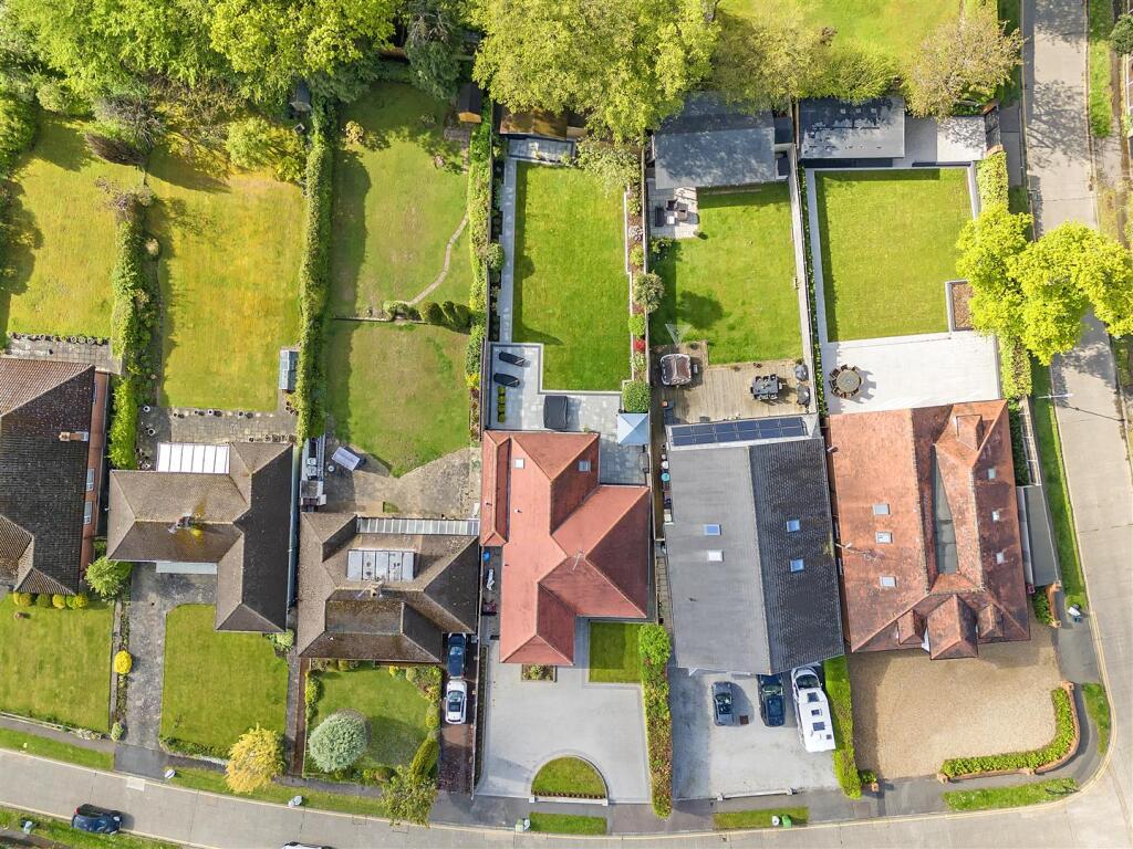 Additional image 27 of Newmans Drive, Hutton Burses