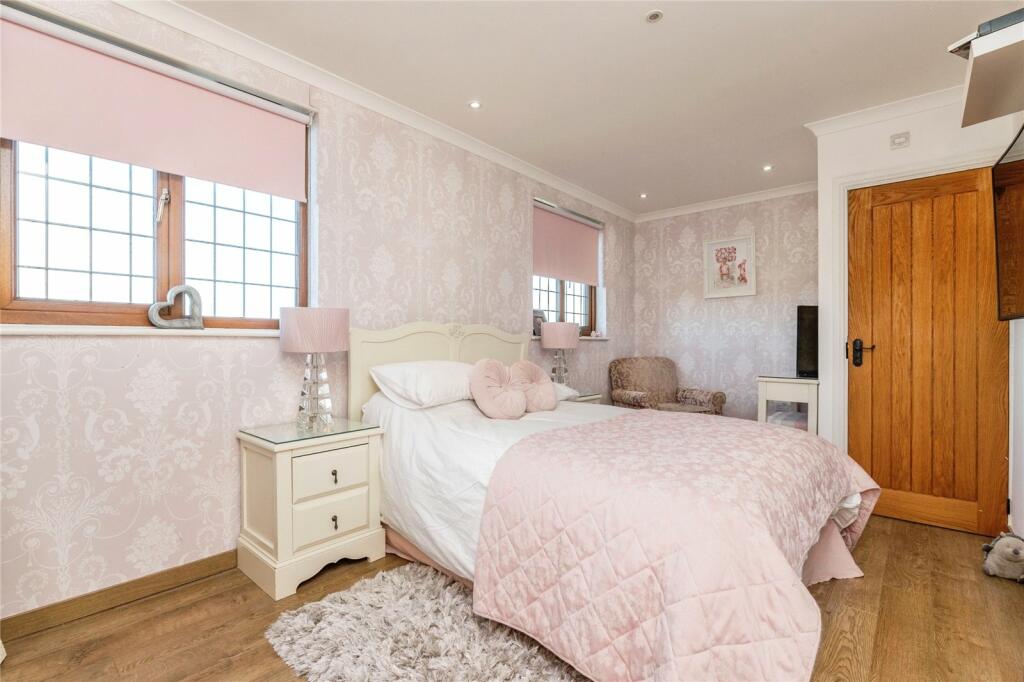 Additional image 7 of Thorndon Avenue, BRENTWOOD, Essex, CM13