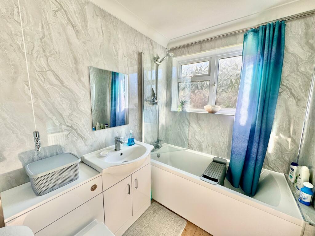 Additional image 11 of Columbine Gardens, Walton on the Naze, CO14