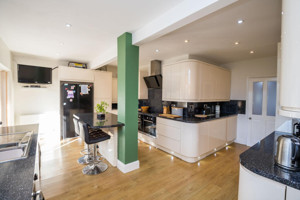 Additional image 4 of Rivacre Road, Ellesmere Port, CH66