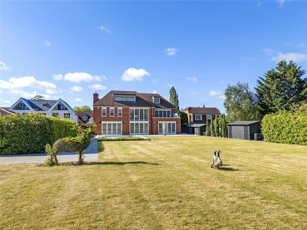 Additional image 20 of Glebe Road, Ramsden Bellhouse, Billericay, Essex, CM11