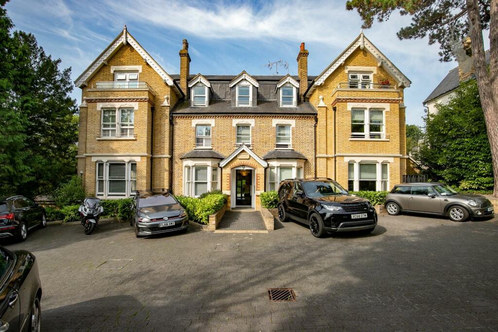 Additional image 22 of Piercing Hill, Theydon Bois,