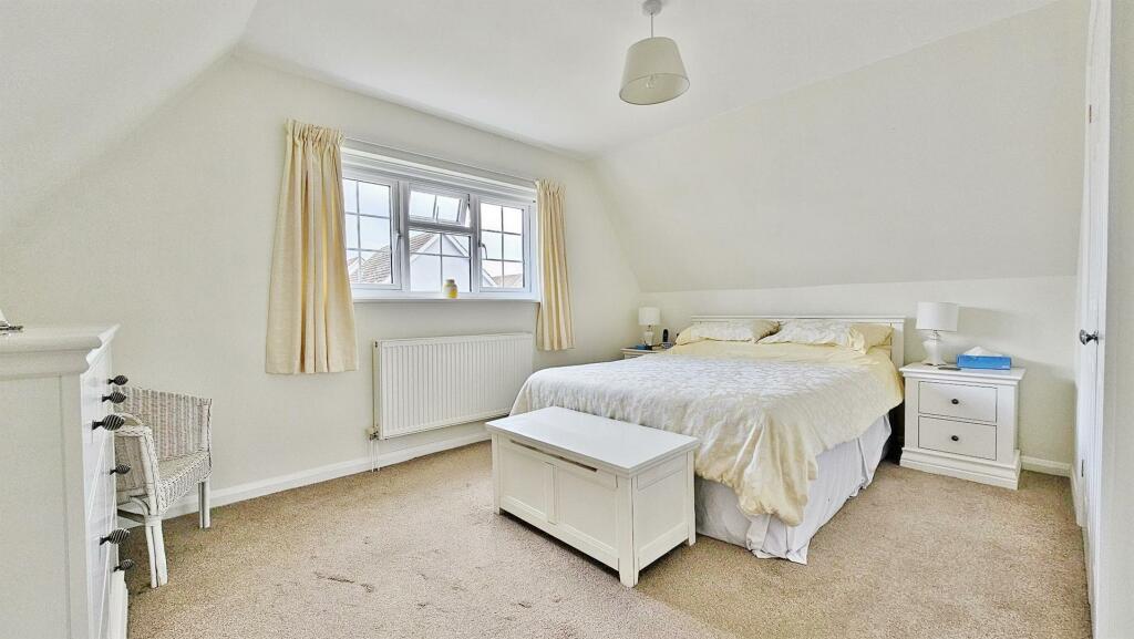 Additional image 18 of Briarfields, Kirby-Le-Soken