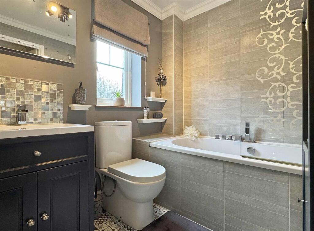 Additional image 17 of Shimbrooks, Great Leighs, Chelmsford