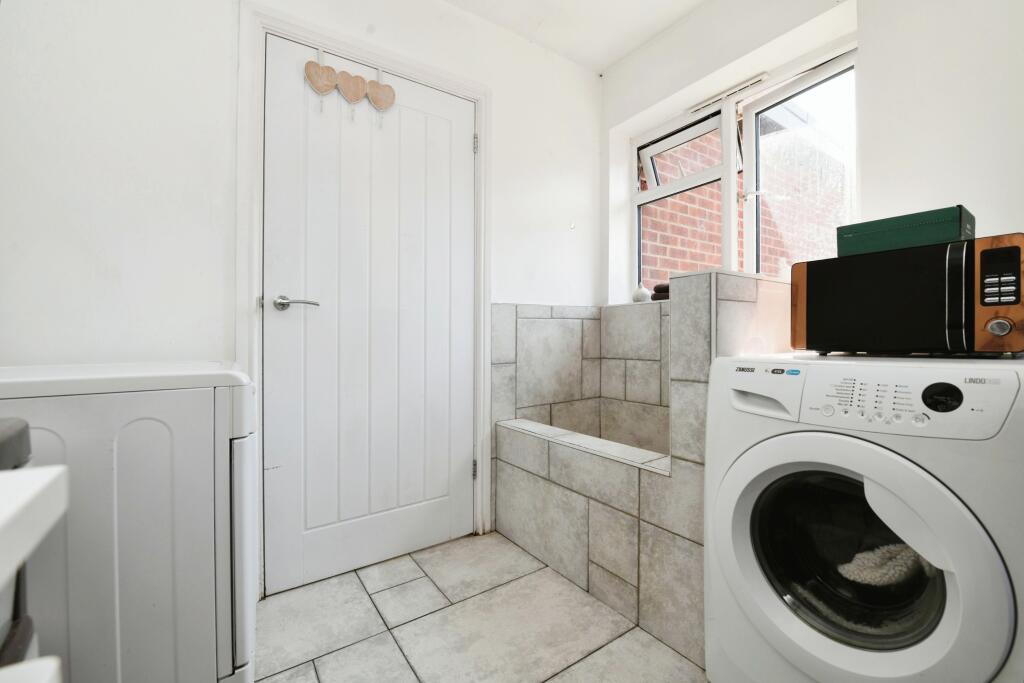 Additional image 8 of Mountview Crescent, SOUTHMINSTER, Essex, CM0