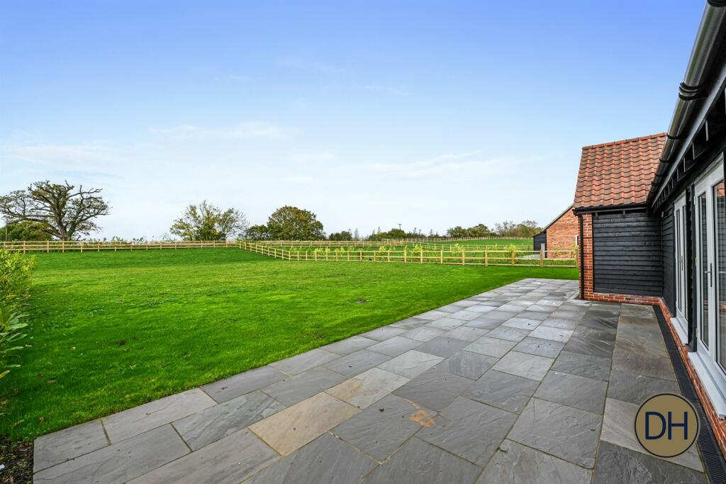 Additional image 27 of Quince Hall Farm, Chelmsford Road, Blackmore, Essex CM4