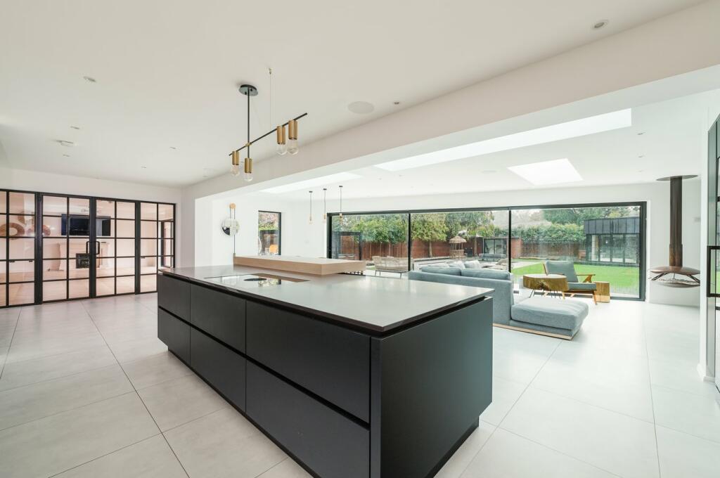 Additional image 4 of Widworthy Hayes, Hutton, Brentwood, CM13