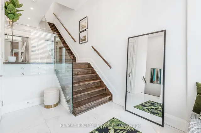 Additional image 4 of 3060 Bayview Ave